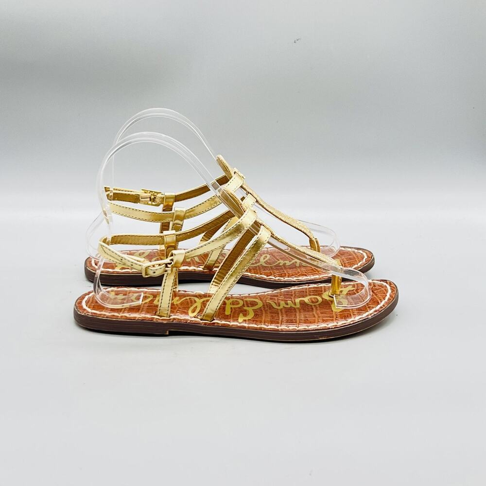 Gold Strappy Women's Sandals - Sleek T-Strap Design
